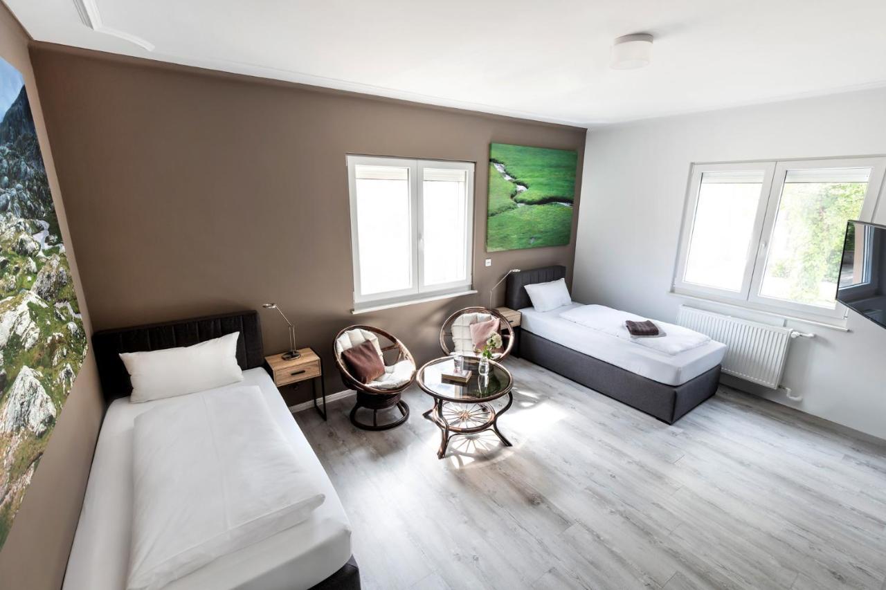 Primera Zimmer Mit Gemeinschaftsbad Singen Ngoại thất bức ảnh