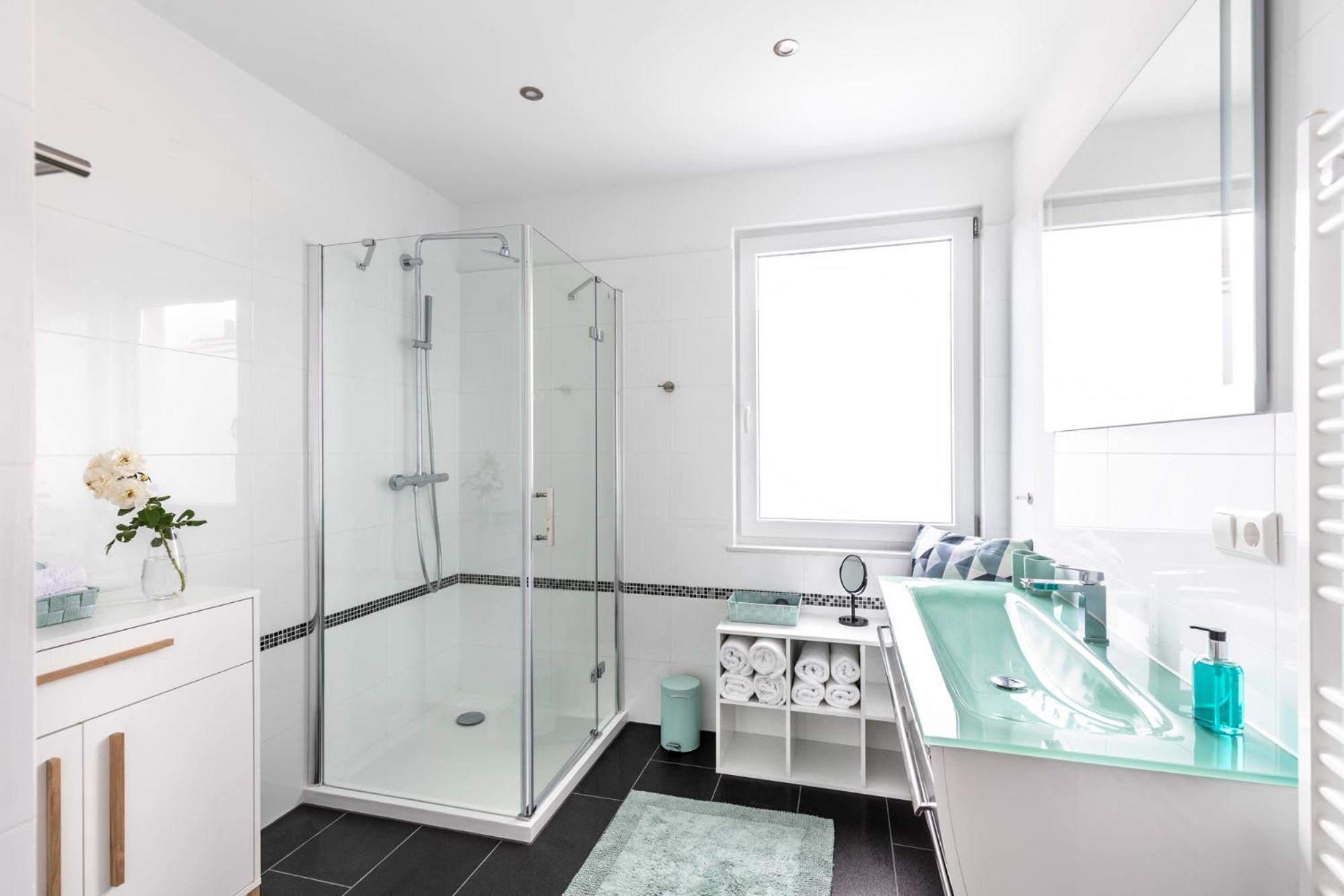 Primera Zimmer Mit Gemeinschaftsbad Singen Ngoại thất bức ảnh