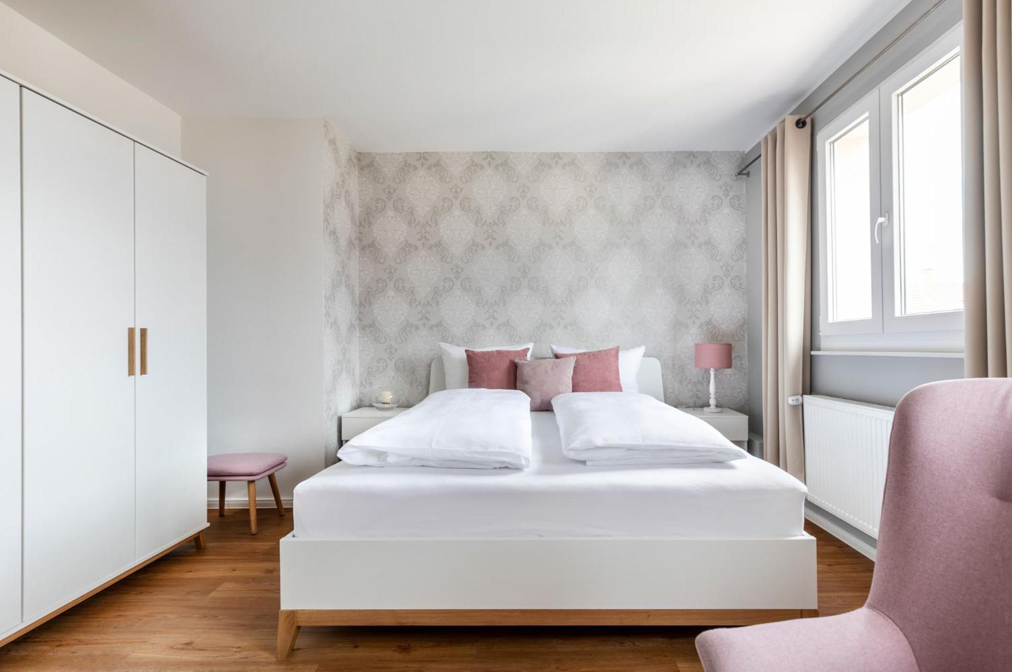 Primera Zimmer Mit Gemeinschaftsbad Singen Ngoại thất bức ảnh