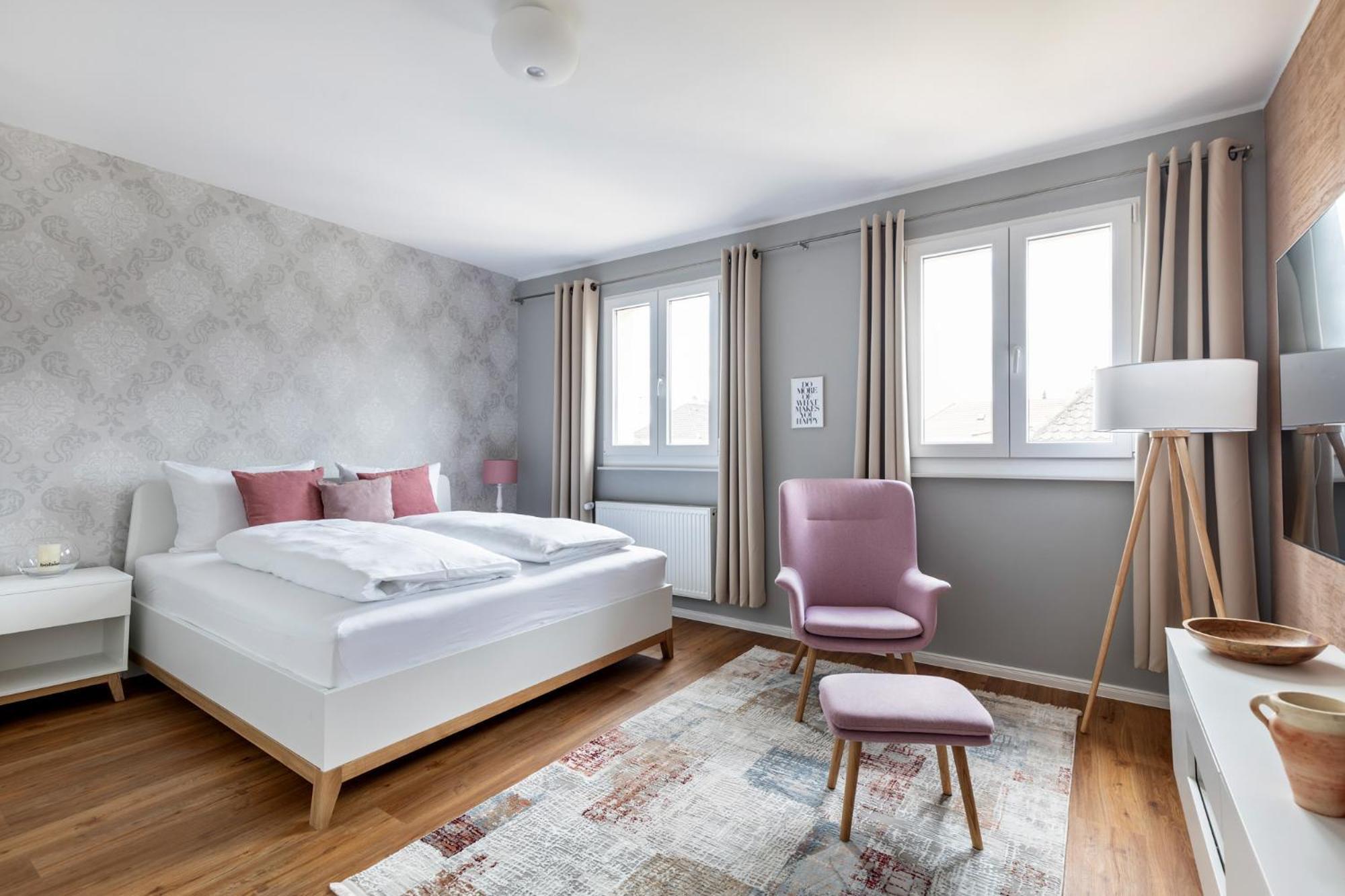 Primera Zimmer Mit Gemeinschaftsbad Singen Ngoại thất bức ảnh