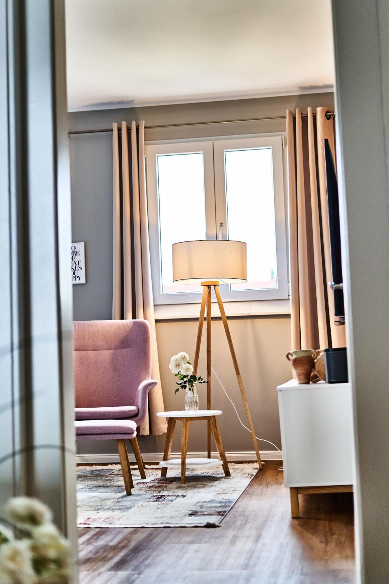 Primera Zimmer Mit Gemeinschaftsbad Singen Ngoại thất bức ảnh